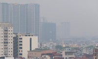 Ô nhiễm không khí ở quận Thanh Xuân, Hà Nội trưa 30/9 Ảnh: Như Ý