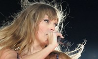 Ngắm 1001 kiểu tóc của Taylor Swift khi trình diễn trên sân khấu The Eras Tour