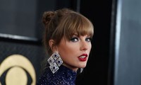 Taylor Swift là nghệ sĩ đầu tiên trở thành tỷ phú chủ yếu nhờ hoạt động âm nhạc