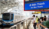 Tranh cãi chỉ dẫn tiếng Anh tuyến Metro Bến Thành - Suối Tiên: &quot;For Ben Thanh&quot; có sai?