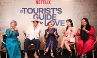 Dàn sao phim Netflix &quot;A Tourist&apos;s Guide To Love&quot; hội ngộ tại Việt Nam
