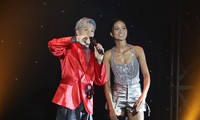 Trọng Hiếu xúc động vì Hoa hậu H&apos;Hen Niê âm thầm ủng hộ concert kỷ niệm 8 năm ca hát