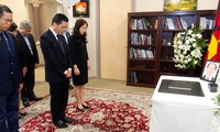 Lễ viếng Chủ tịch Trần Đại Quang được tổ chức trọng thể tại Đại sứ quán Việt Nam tại Mỹ.