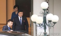 Đặc phái viên Triều Tiên Kim Hyok-chol rời khỏi nhà khách ở Hà Nội sáng 22/2 để đi họp với đặc phái viên Mỹ.