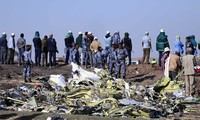 Hai chiếc hộp đen chiếc máy bay gặp nạn Boeing 737 MAX tìm thấy trong đống mảnh vụn xác máy bay ở Ethiopia đã được mang sang Paris, Pháp để phân tích tìm ra nguyên nhân.