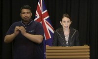 Thủ tướng New Zealand tuyên bố, lệnh cấm sử dụng súng kiểu quân đội sẽ được thực thi ngay lập tức để ngăn chặn tích trữ.