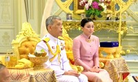 Nhà vua đã kết hôn với hoàng hậu Suthida ngày 1/5, ba ngày trước lễ đăng quang.
