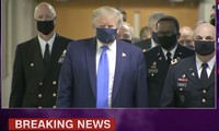 Lần đầu tiên ông Trump đeo khẩu trang xuất hiện trước công chúng