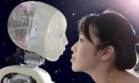 Người máy có làm cho con người trở nên bất tử?