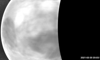 NASA chụp được những hình ảnh tuyệt đẹp đầu tiên về bề mặt Sao Kim 
