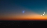Kỳ thú: Sao Mộc và sao Kim &apos;hôn nhau&apos; trên bầu trời đêm, có thể nhìn thấy bằng mắt thường 