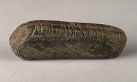 Bí ẩn hòn đá khắc thông điệp 1.600 năm tuổi