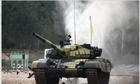 Nga phô diễn sức mạnh tăng chiến đấu chủ lực T-72B