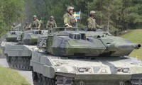 Nối gót Đức, Thụy Điển có thể chuyển giao xe tăng Stridsvagn 122 cho Ukraine 