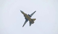 Phát hiện Su-24 Ukraine mang theo tên lửa hành trình Storm Shadow 