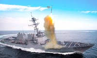 Mỹ nạp tên lửa PAC-3 MSЕ của Patriot vào tàu chiến