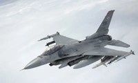 Bốn máy bay chiến đấu Ba Lan xuất kích bảo vệ không phận