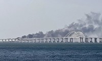 Nga dùng khói... bảo vệ Crimea 
