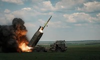 Nga bất ngờ tập kích kho chứa hệ thống tên lửa pháo binh cơ động HIMARS của Ukraine