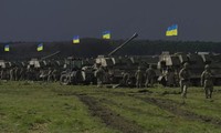 Nga siết &apos;gọng kìm&apos; ở Kupyansk, bao vây 15.000 binh sĩ Ukraine