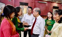 Ông Phan Ngọc Thọ, Chủ tịch UBND tỉnh TT-Huế (từ 2018-2021), trong một lần gặp gỡ, tiếp xúc với tiểu thương chợ Đông Ba - Huế