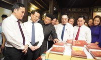 Phó Thủ tướng Trần Lưu Quang: &apos;Phát huy nét đẹp tôn vinh sách, đọc sách&apos;
