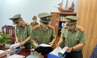 Bắt tạm giam giám đốc Ban quản lý Rừng phòng hộ Hương Thủy