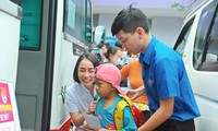 Tổ chức 7 chuyến xe yêu thương đưa bệnh nhân từ Huế về quê ăn Tết