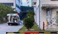 Bệnh nhân 523 sau 4 lần xét nghiệm có kết quả âm tính với SARS-CoV-2 vẫn chưa thể về nhà tại Quảng Nam, do nơi ở bị phong tỏa. Bệnh nhân này tiếp tục phả ở lại Bệnh viện T.Ư Huế (cơ sở 2).