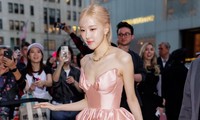 Những khoảnh khắc thời trang &quot;10 điểm không có nhưng&quot; của Rosé BLACKPINK