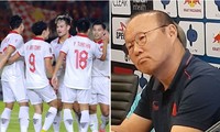 HLV Park Hang Seo phản đối việc Indonesia đổi giờ thi đấu, còn luật FIFA nói thế nào?