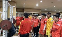 HLV Park Hang Seo nhận tin vui từ Quang Hải, Đình Trọng