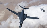 Mỹ tái triển khai loạt máy bay ném bom hạng nặng đến đảo Guam 