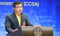 Người phát ngôn Trung tâm quản lý tình hình Covid-19 của Thái Lan, Tiến sĩ Taweesilp Visanuyothin. Ảnh: CCSA