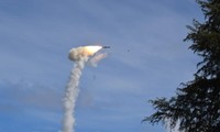 Ấn Độ khai hỏa hàng loạt tên lửa siêu thanh BrahMos 