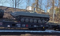 Séc chuyển giao xe tăng, xe chiến đấu bộ binh cho Ukraine
