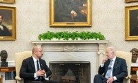 Tổng thống Mỹ Joe Biden tiếp Thủ tướng Ukraine Shmyhal tại Nhà Trắng. (Nguồn: Twitter)