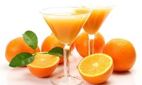 Những thời điểm ‘nhạy cảm’ khi uống nước cam, có thể tự ‘hạ độc’ bản thân