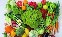 Sai lầm khi ăn rau có thể gây bệnh cho cả nhà
