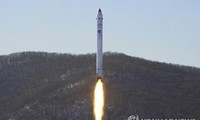 THẾ GIỚI 24H: Triều Tiên phóng &apos;vệ tinh không gian&apos;, Hàn Quốc họp khẩn
