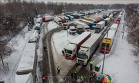 THẾ GIỚI 24H: Nông dân Ba Lan phong tỏa biên giới với Ukraine