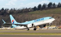 Máy bay Korean Air gặp sự cố, nhiều người bị thương