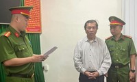 Từ đơn tố giác của bà Nguyễn Phương Hằng, bắt thêm một luật sư 