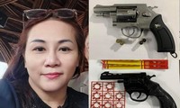 Người vợ trốn nã bị bắt cùng chồng với hai khẩu súng đã gây ra vụ bắn người