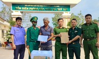 Bắt nam thanh niên vận chuyển pháo lậu từ Campuchia về Việt Nam