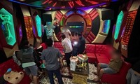 Bắt quản lý quán karaoke cùng đồng phạm tổ chức sử dụng trái phép chất ma túy