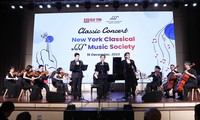 Dạ tiệc âm nhạc của Hiệp hội Âm nhạc Cổ điển New York tại ĐH Duy Tân