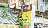 Nhiều bảng quảng cáo cờ bạc xuất hiện trên đường phố Đà Nẵng