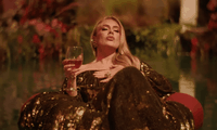 MV &quot;I Drink Wine&quot;: Dòng hồi tưởng về quá khứ đau buồn và hành trình chữa lành của Adele