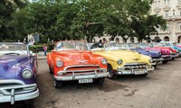 Độc đáo Cuba - đất nước dùng xe mui trần chạy taxi 